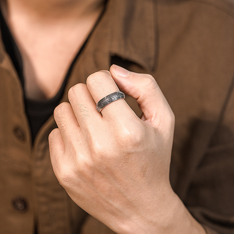 Bronze beast body scroll ring  - đánh giá và giá Body Jewelry High End